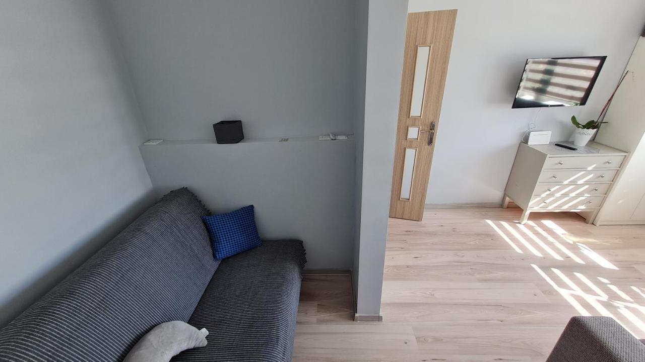 Sp Apartment Klaipedas Street Close To Beach Liepāja Exteriör bild